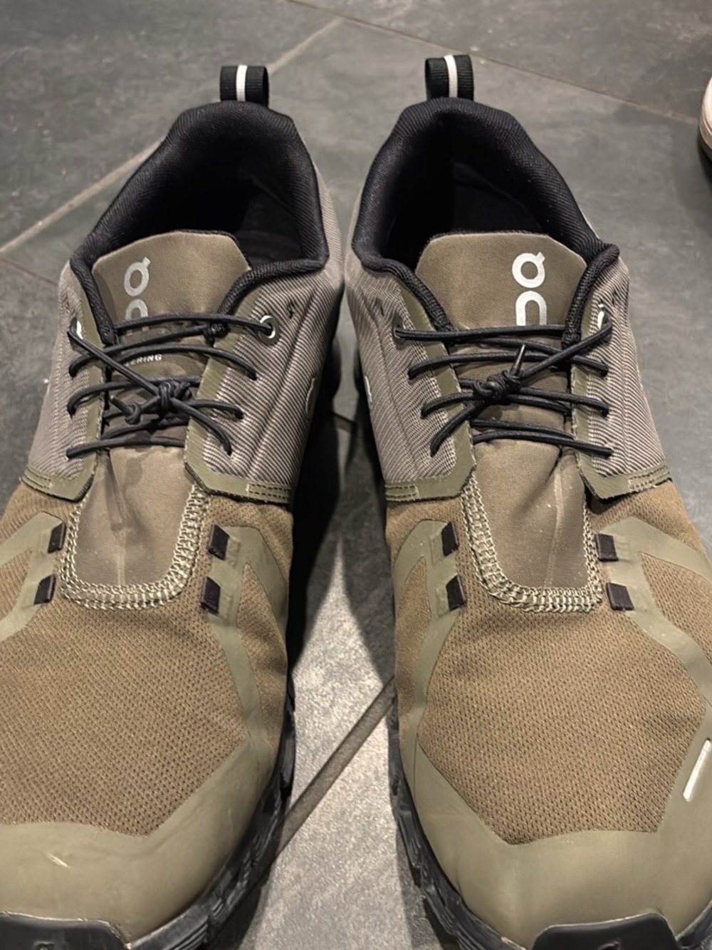 On Running Men's Tactical Olive Green Cloud Sneaker Size 13